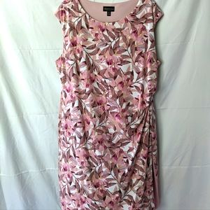 Plus Size Ruched Floral Dress size 18W